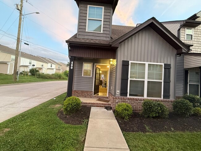 Photo - 414 Rick Mccormick Dr