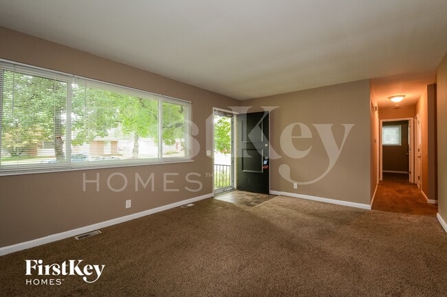 Photo - 400 Humes Ln