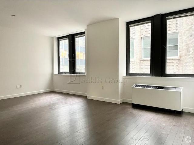 Building Photo - 1 bedroom in Manhattan NY 10004 Unit 1007 Rental