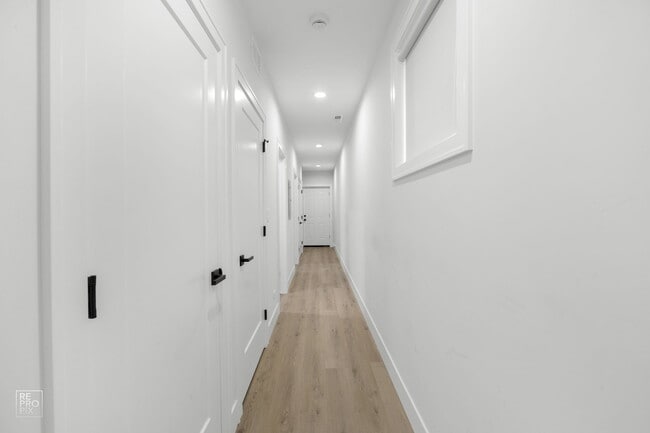 Photo - 6152 S Champlain Ave