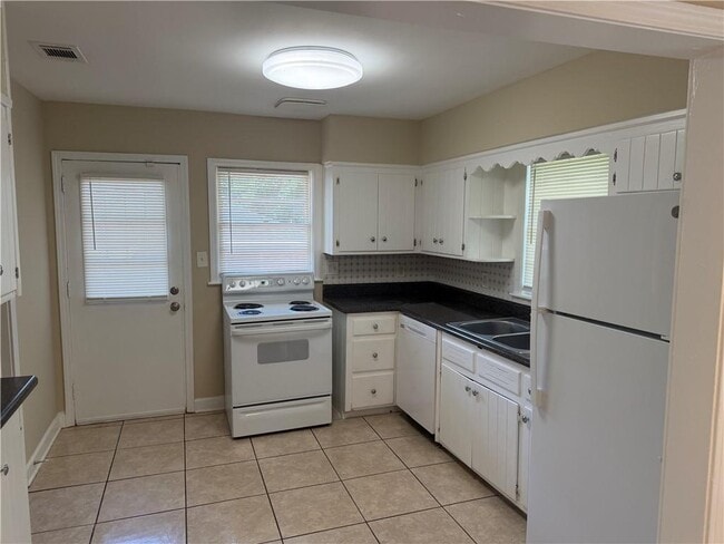 2298 Bryant Dr