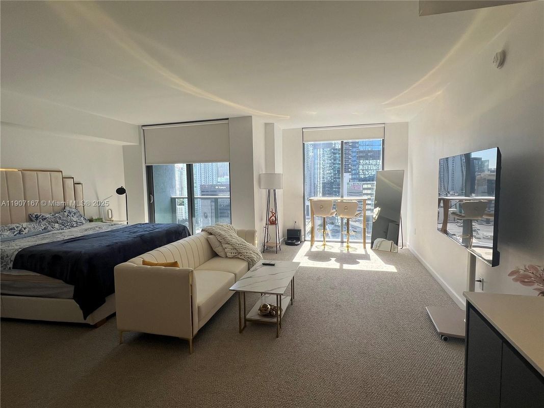 Photo - 31 SE 6th St