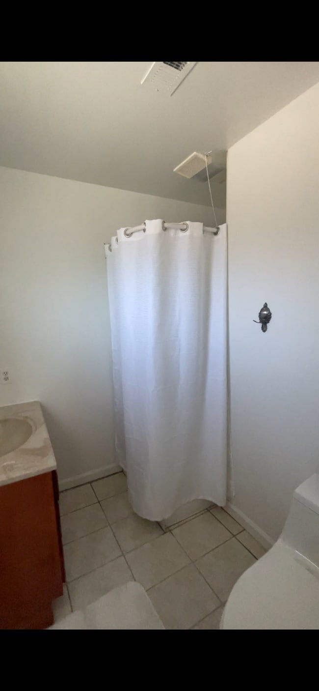 Photo - 400 Sunset Dr