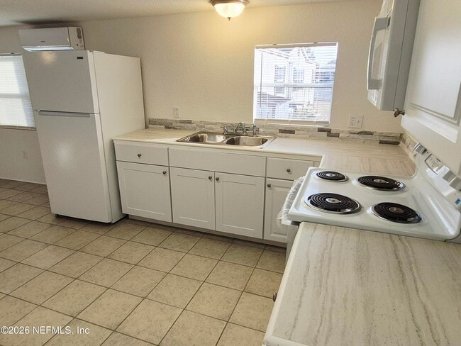 Photo - 126 Cypress St