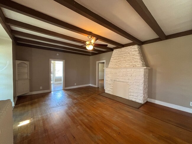 Photo - Large 2-bedroom unit in 3-plex.