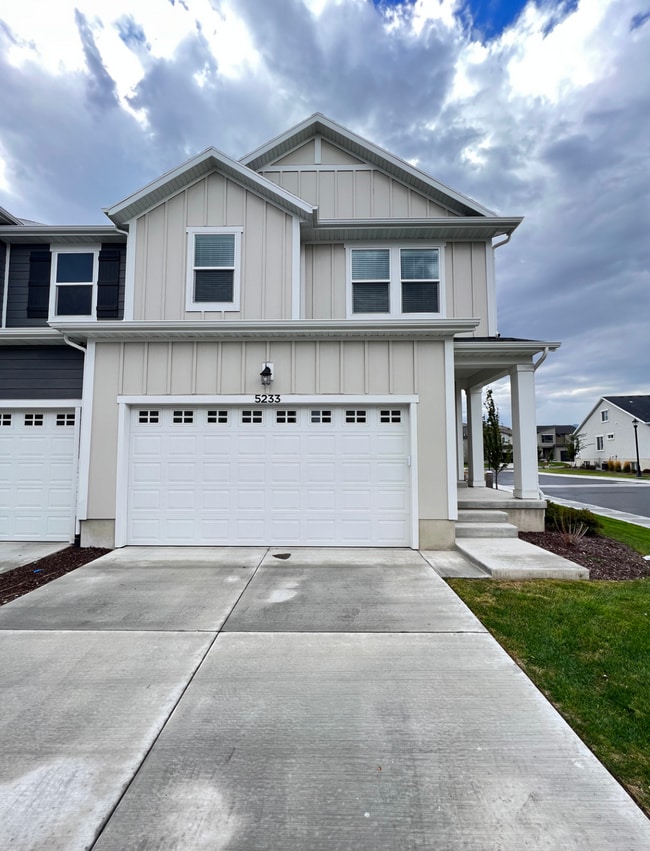 Building Photo - 5233 W Cannavale Dr Rental