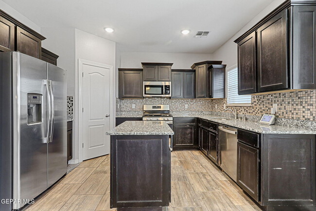 229 Gonzalo Cir