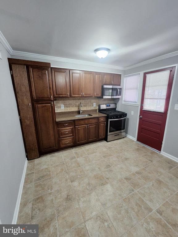 Photo - 3738 10th St