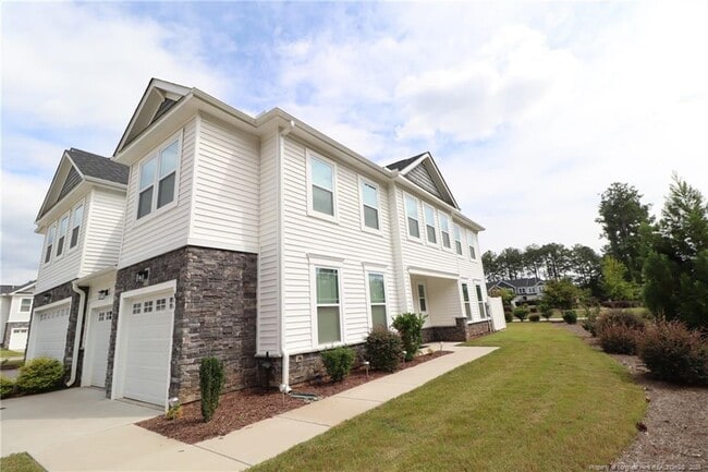 Building Photo - 104 Kineton Woods Way Rental