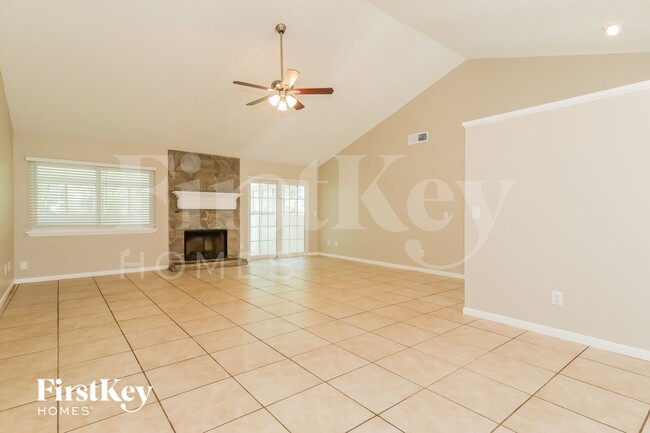 Photo - 3919 Summer Pines Dr