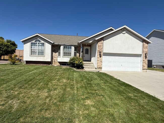 Building Photo - 4091 S 1100 W