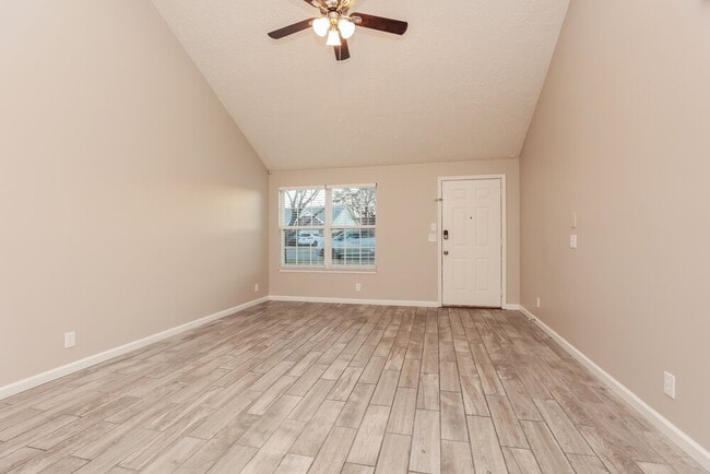 Photo - 1411 Owasa Trail