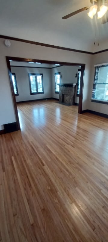 Photo - 250 N Kenmore Ave Apartamento Unidad 250 N. Kenmore