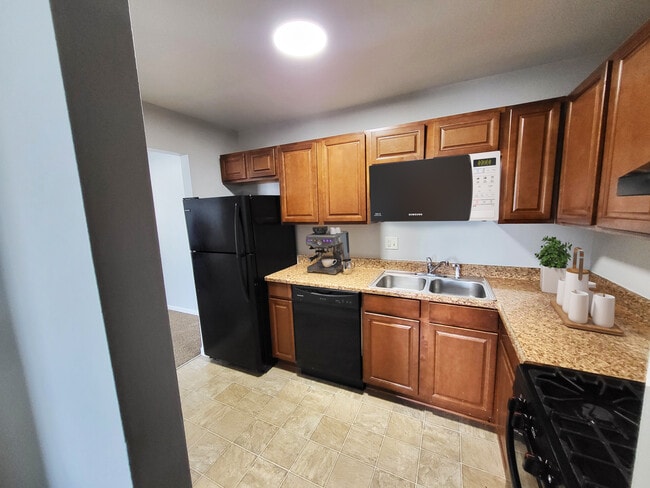 Photo - Fountain West Apartments