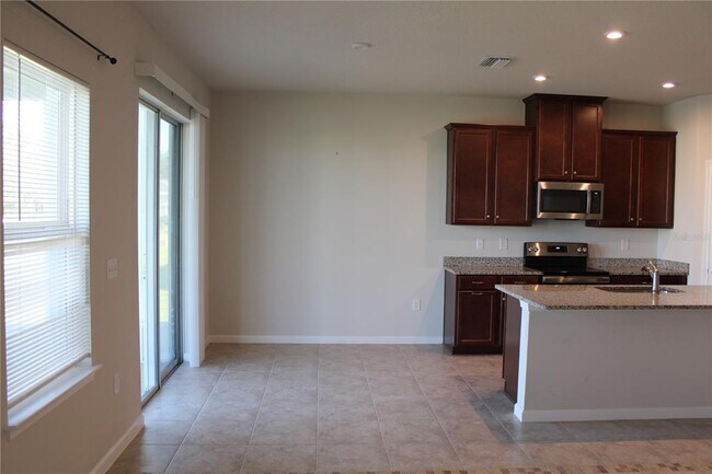 Photo - 6313 114th Dr E