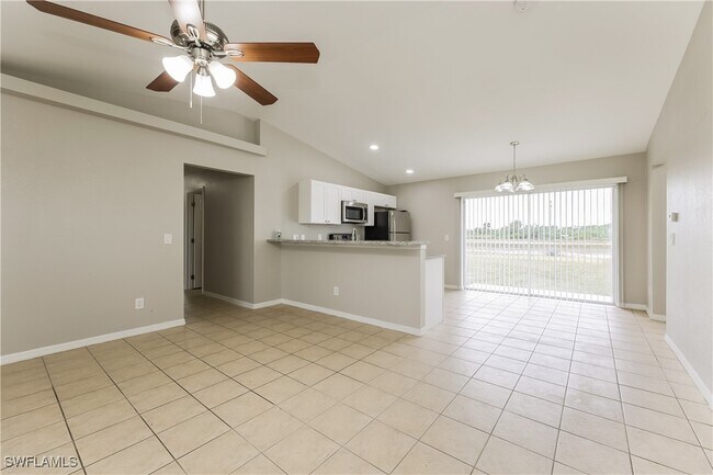 Photo - 2302 Loraine Ave S