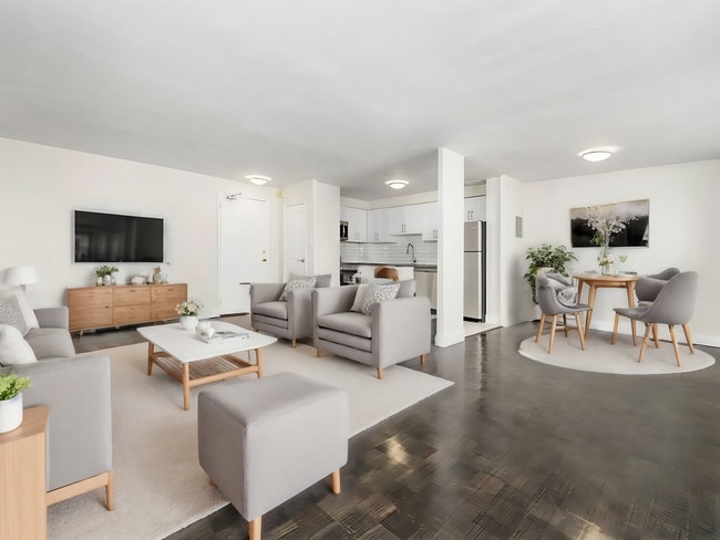 Building Photo - 2292 Weston Road