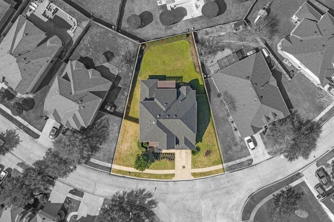 Building Photo - 13815 Lake Livingston Dr