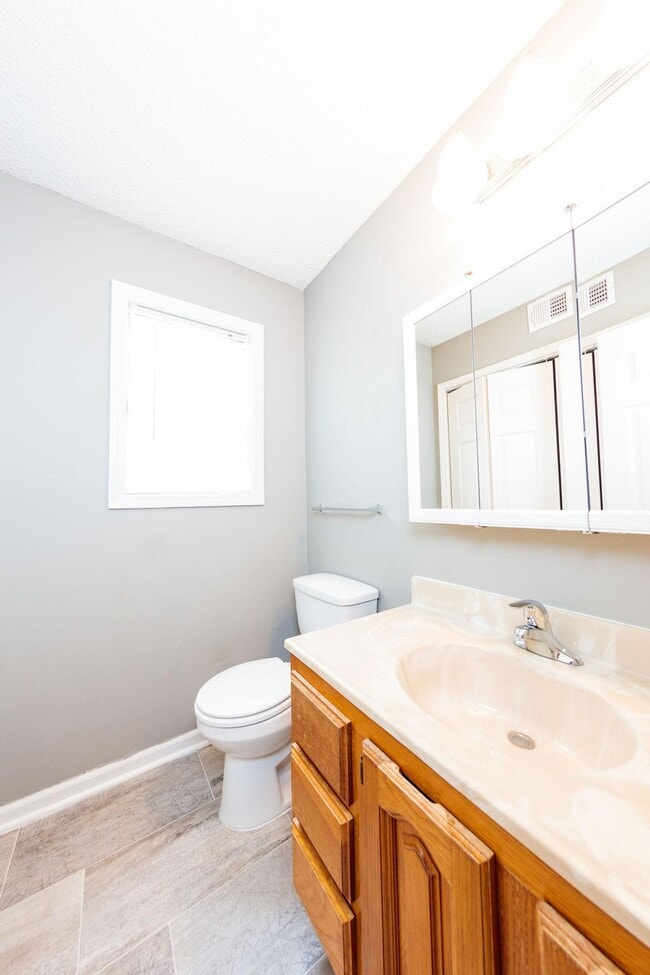 Windsong Townhomes Townhomes for Rent Lees Summit, MO