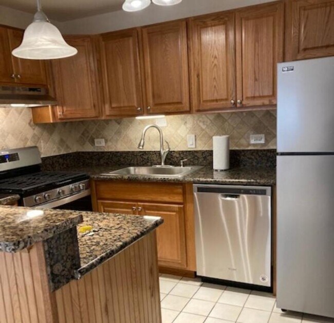 Photo - 10408 Major Ave Unidad 2S