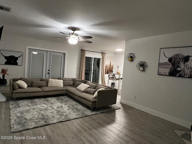Photo - 1141 Yager Rd SE