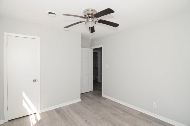 Photo - Don't miss this 3-bedroom, 2-bath home that is available now!