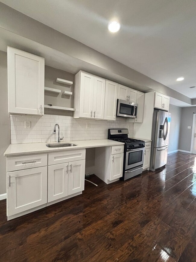 Beautiful 2 Bath 2 Bedroom in Port Richmon... - Beautiful 2 Bath 2 Bedroom in Port Richmon... House