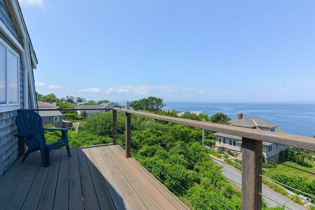 Building Photo - Winter Rental with Ocean Views: Sea For Miles