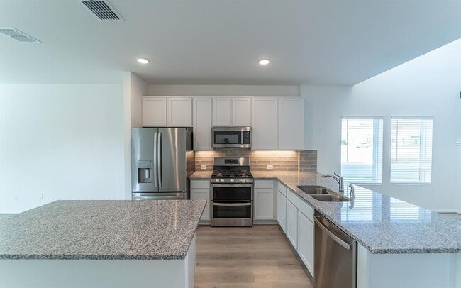 Photo - 200 Copper Lily Dr