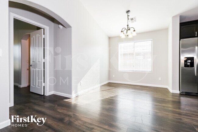 Photo - 19614 W Morning Glory St