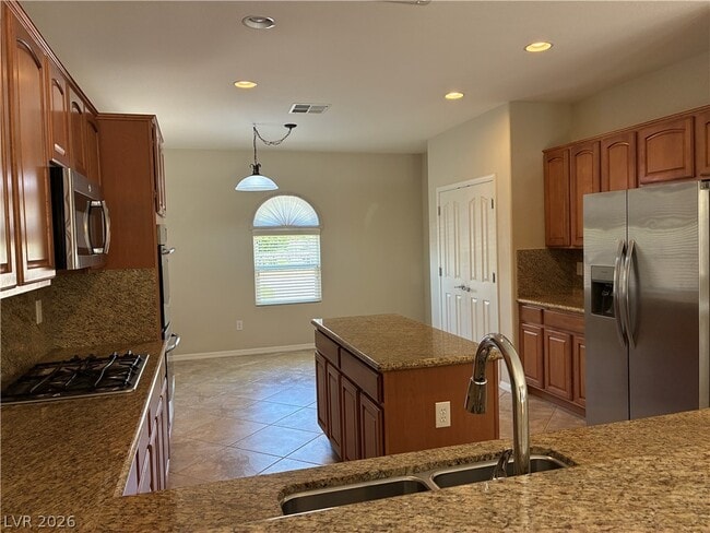 Photo - 2237 Canyonville Dr