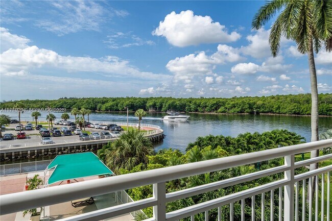 Photo - 400 Kings Point Dr Unit 210