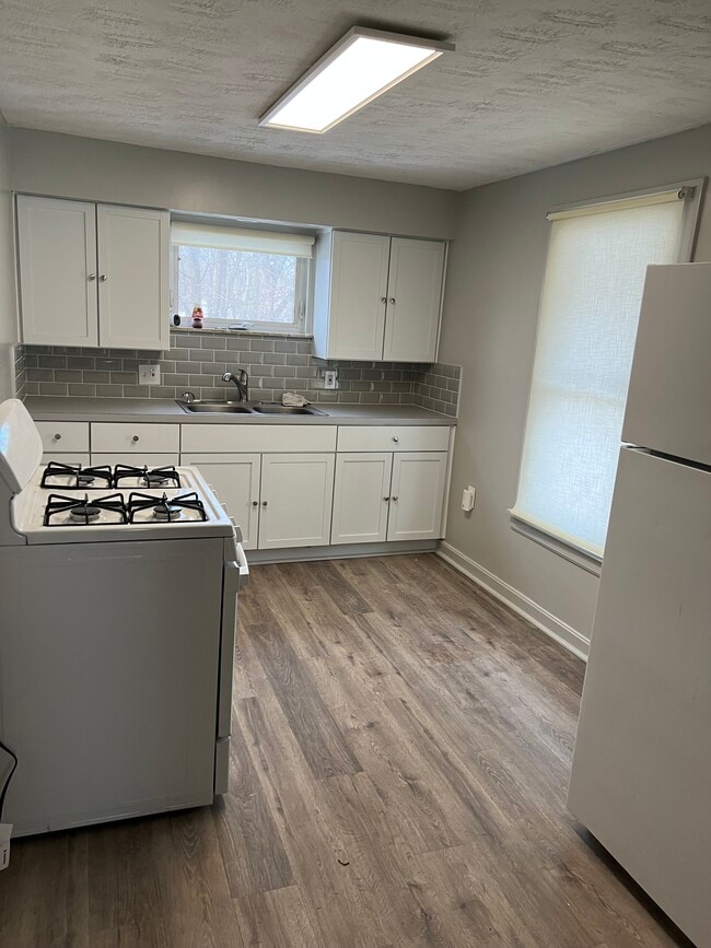 Photo - 861 W Wilbeth Rd Unit 861