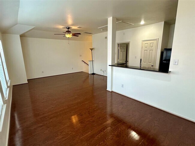 Photo - 3121 Dallas St