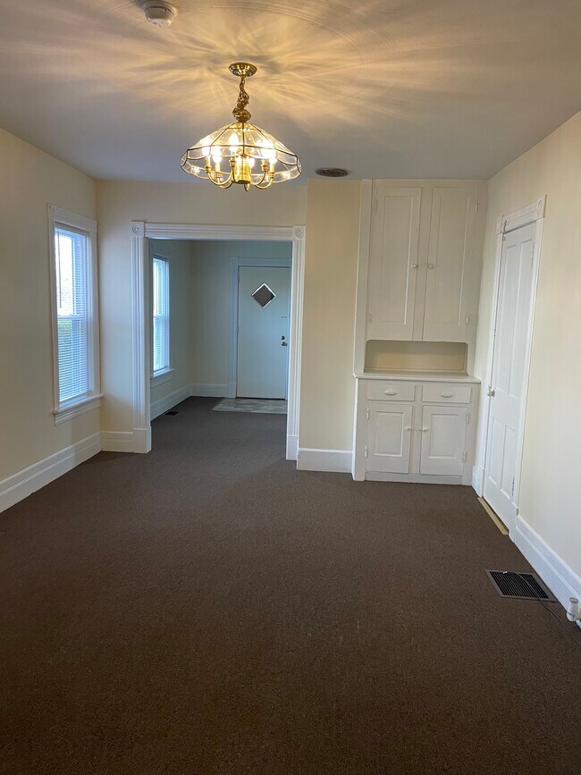 Photo - 1124 Isabella St