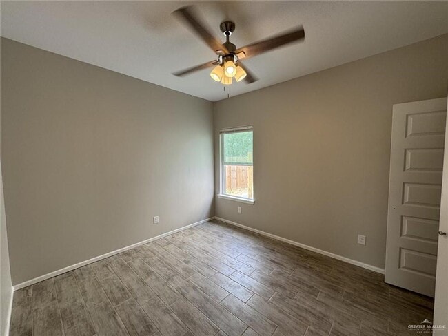 Photo - 10 West Dr Unit 2