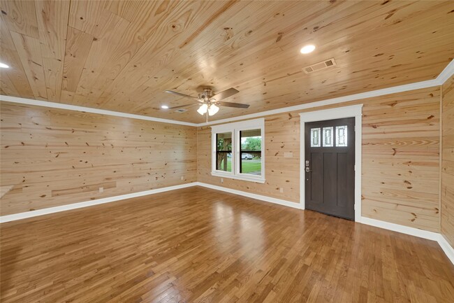 Building Photo - 12315 Porter Rd Rental