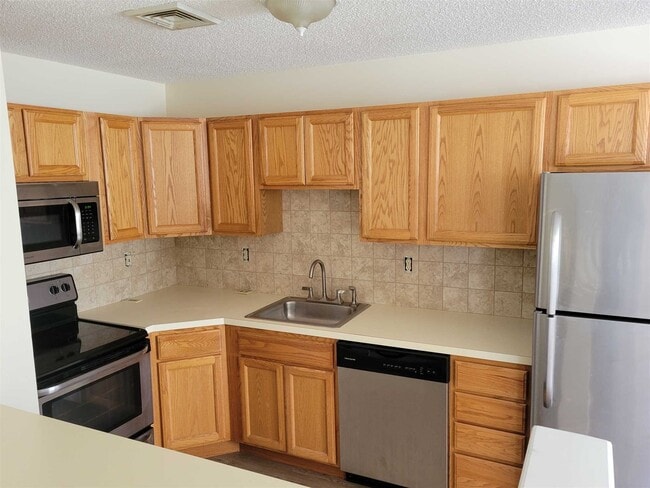 Photo - 88 Tivoli Gardens