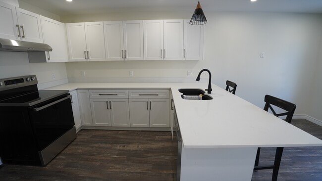 Photo - Gorgeous 1 Bedroom House with Loft