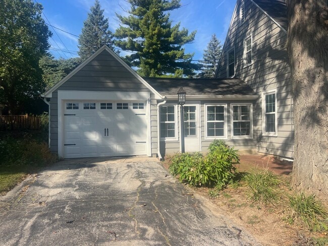 Photo - 645 Hi View Ct