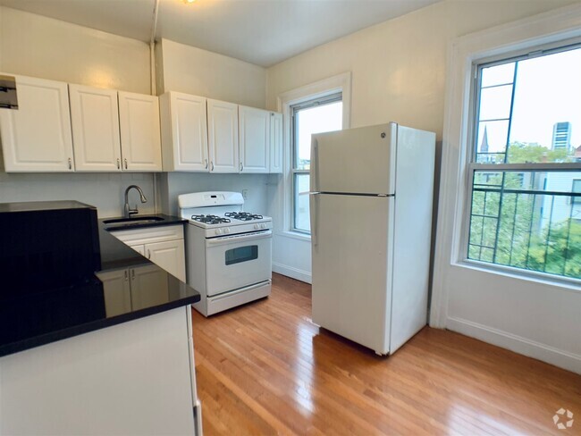 Building Photo - 725 Garden St Unit 4 Rental