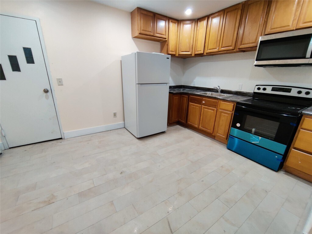 Photo - 11 Avenue A Unit 1