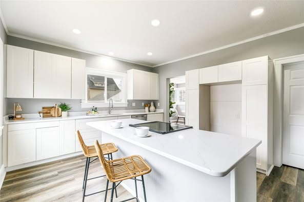Photo - 3 bedroom / 2 bathroom home with Fenced Ba...