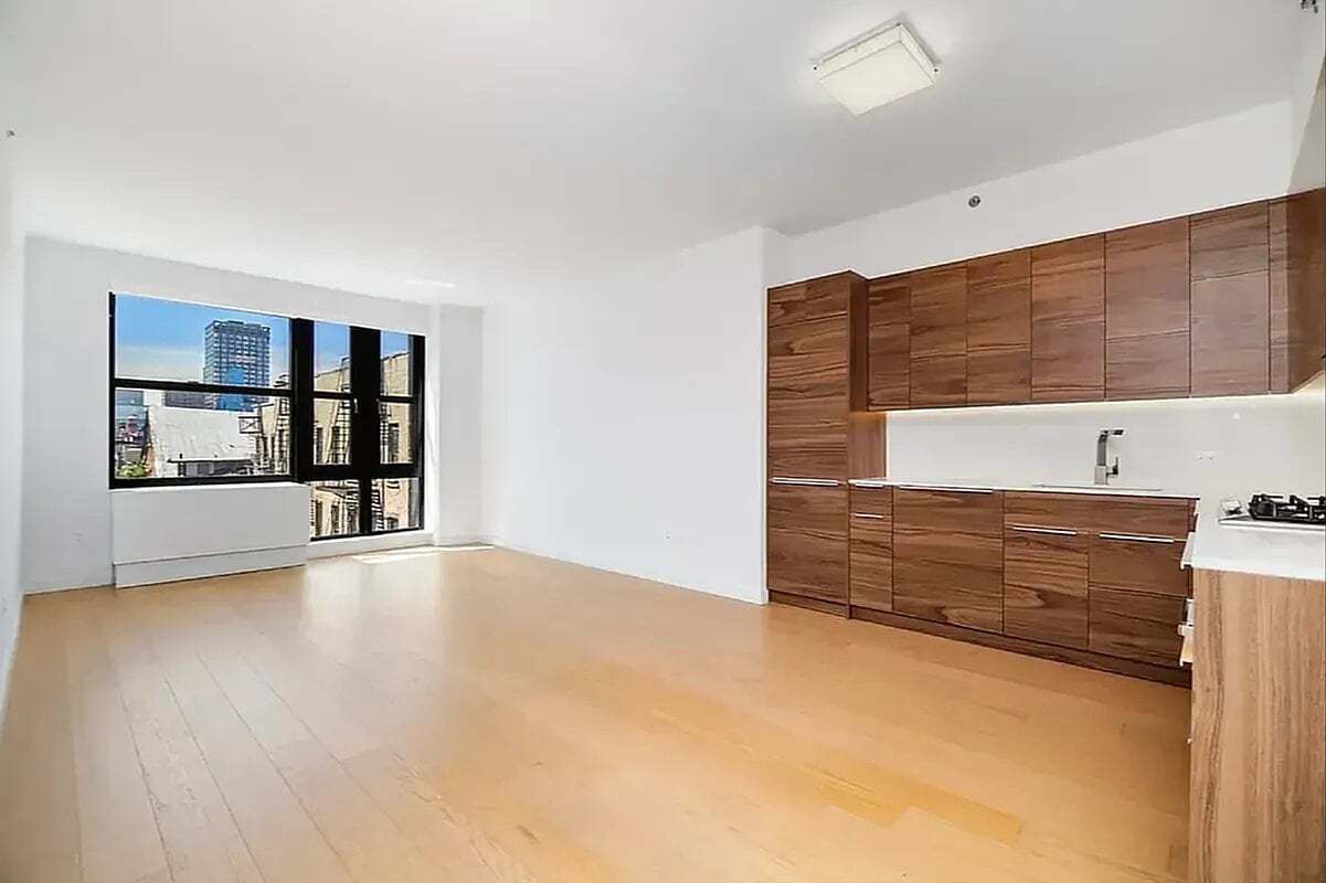Photo - 171 Suffolk St Unit 9B