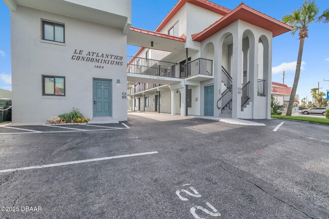 Building Photo - 1404 N Atlantic Ave Unit 290