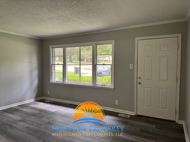 Photo - 6117 Colfax Rd NW