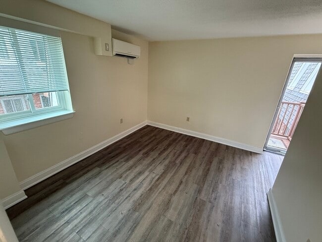 Photo - 237 Garden St