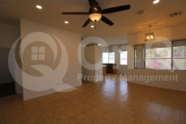 Photo - 906 E Sheffield Ave