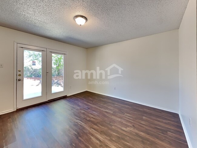 Photo - 10136 High Eagle Trail