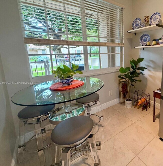 Photo - 3172 Fairway Cir